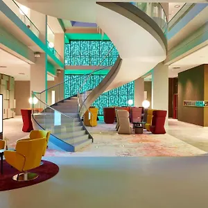 シュタイゲンベルガー アム カンズラアムト ***** ベルリン